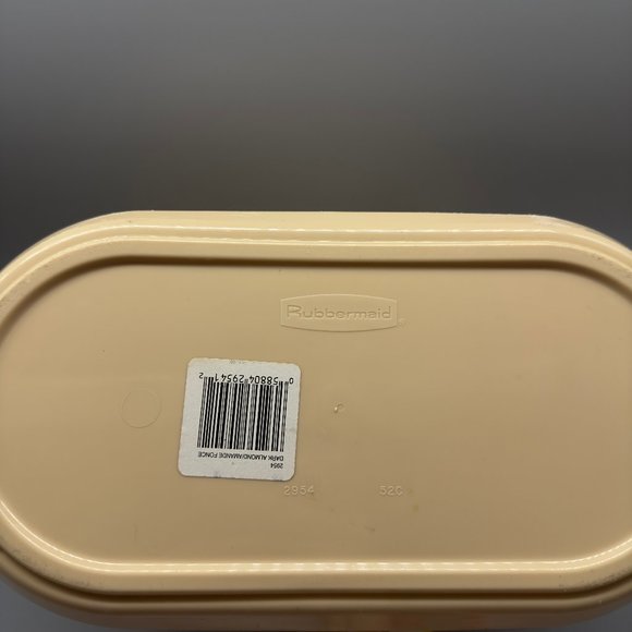 Vintage Rubbermaid trash bin in Dark Almond - Picture 6 of 6